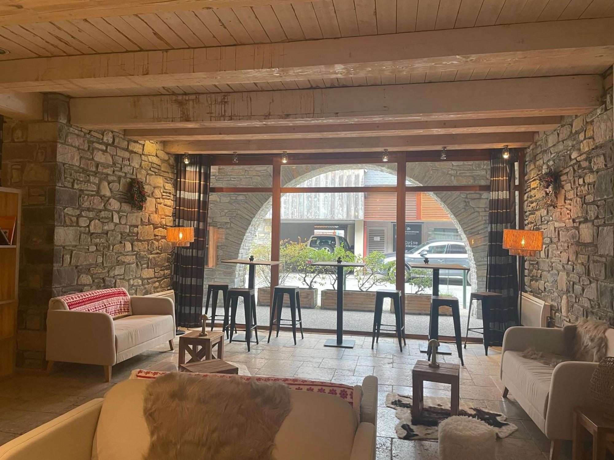 Appartements Avec Piscine Interieure Sauna Parking Etage 1 Au Centre Du Village Dans Residence Cami Real Saint-Lary-Soulan Zewnętrze zdjęcie