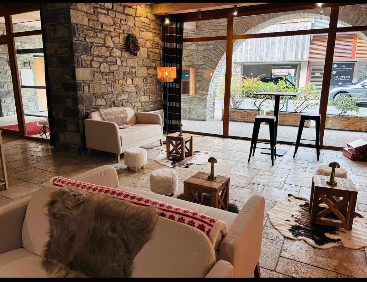 Appartements Avec Piscine Interieure Sauna Parking Etage 1 Au Centre Du Village Dans Residence Cami Real Saint-Lary-Soulan Zewnętrze zdjęcie