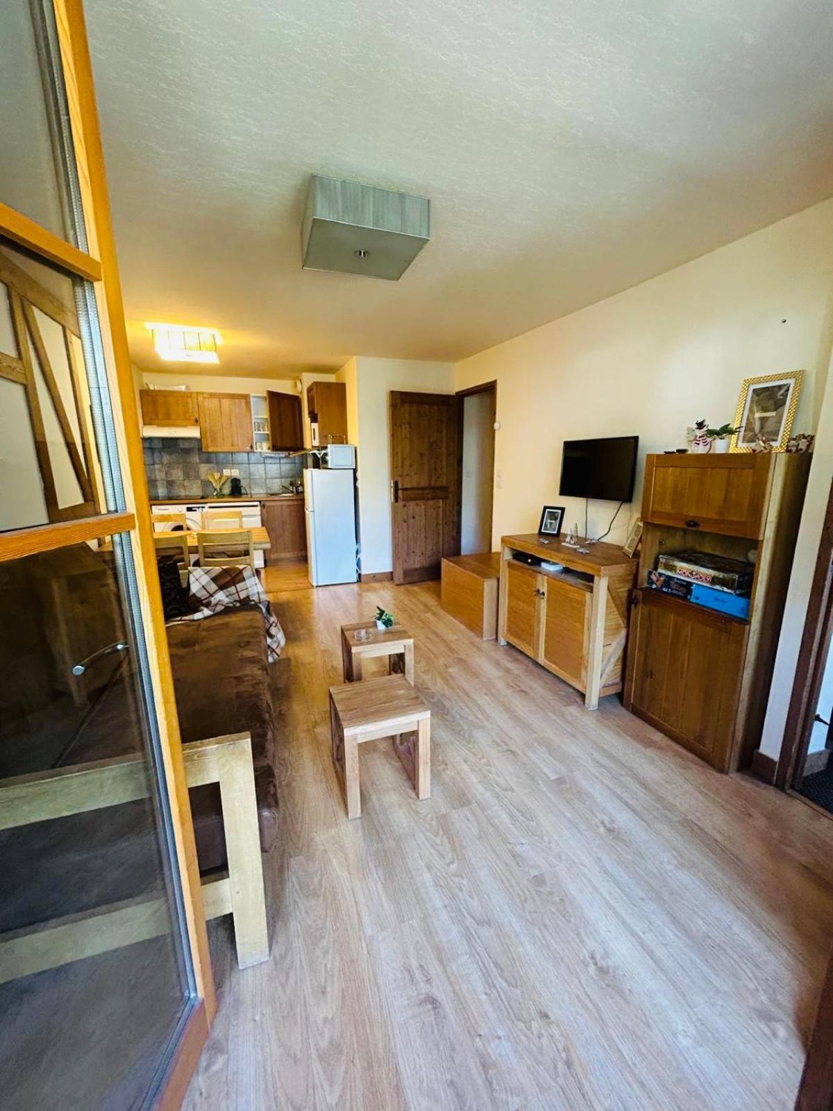 Appartements Avec Piscine Interieure Sauna Parking Etage 1 Au Centre Du Village Dans Residence Cami Real Saint-Lary-Soulan Zewnętrze zdjęcie
