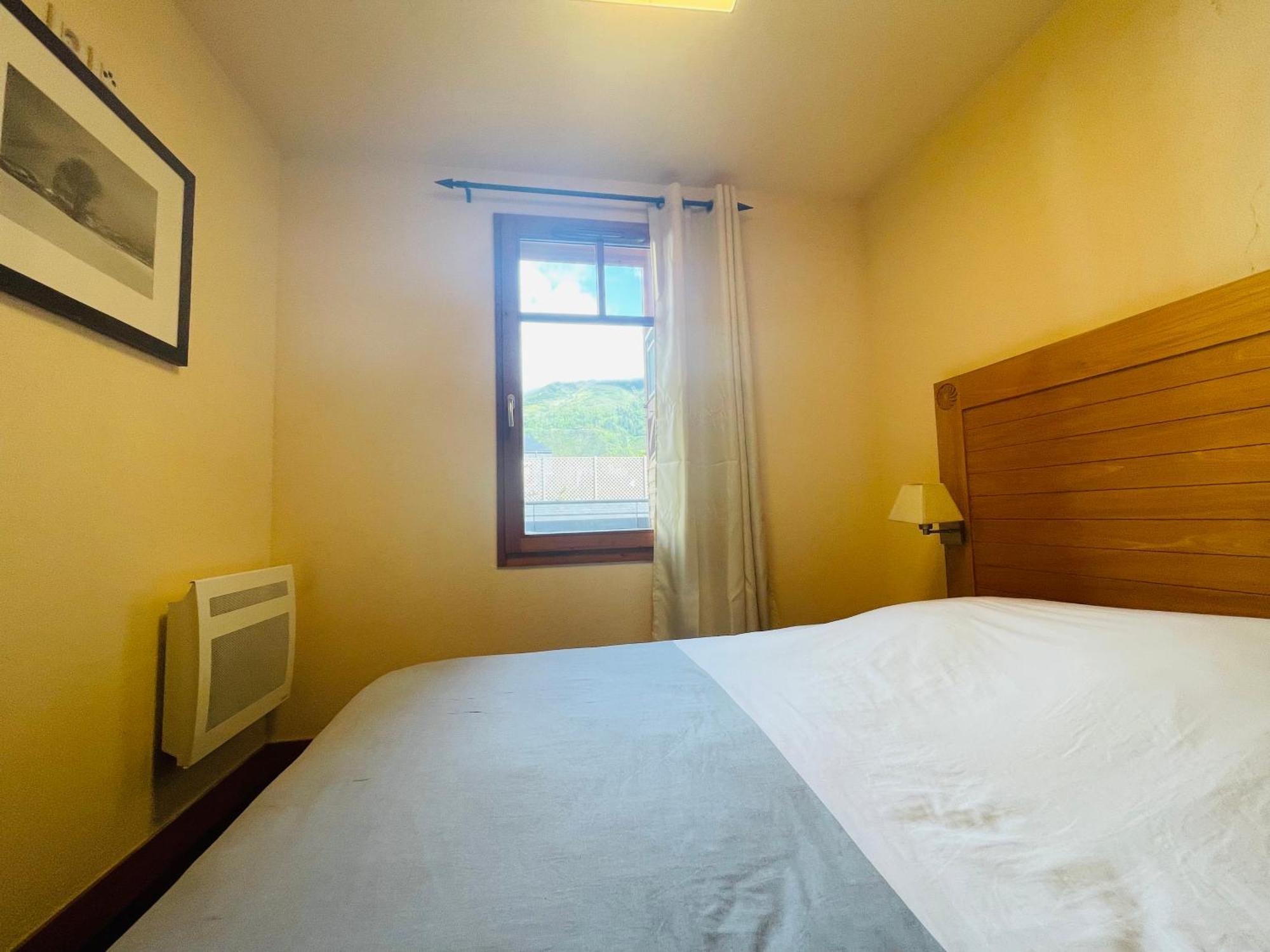 Appartements Avec Piscine Interieure Sauna Parking Etage 1 Au Centre Du Village Dans Residence Cami Real Saint-Lary-Soulan Zewnętrze zdjęcie