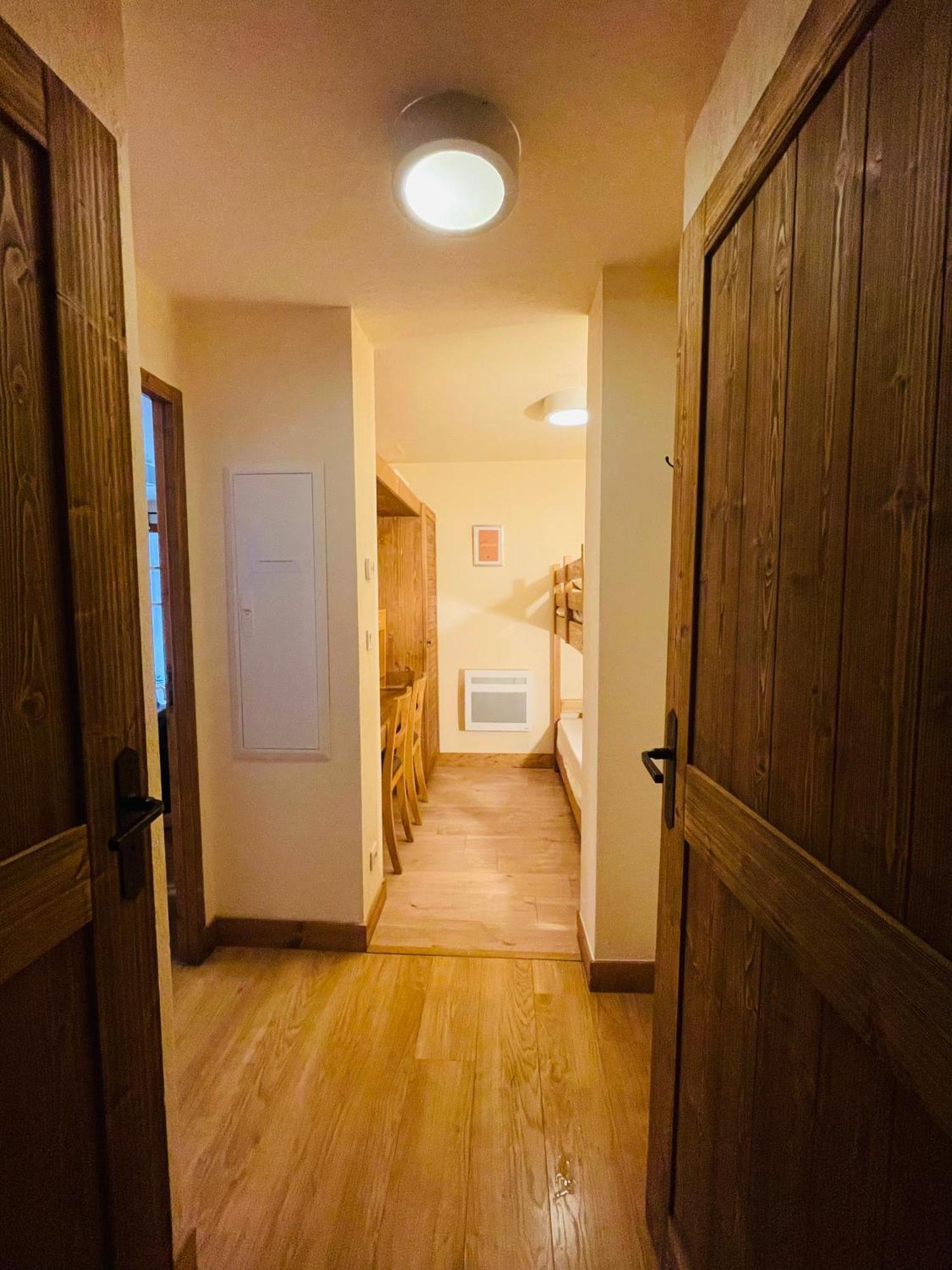 Appartements Avec Piscine Interieure Sauna Parking Etage 1 Au Centre Du Village Dans Residence Cami Real Saint-Lary-Soulan Zewnętrze zdjęcie