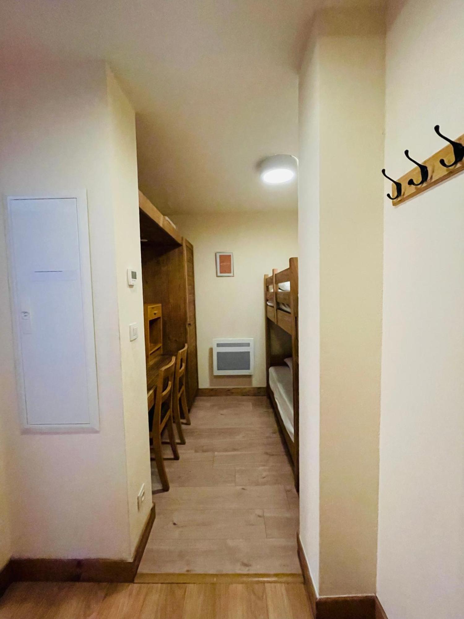 Appartements Avec Piscine Interieure Sauna Parking Etage 1 Au Centre Du Village Dans Residence Cami Real Saint-Lary-Soulan Zewnętrze zdjęcie