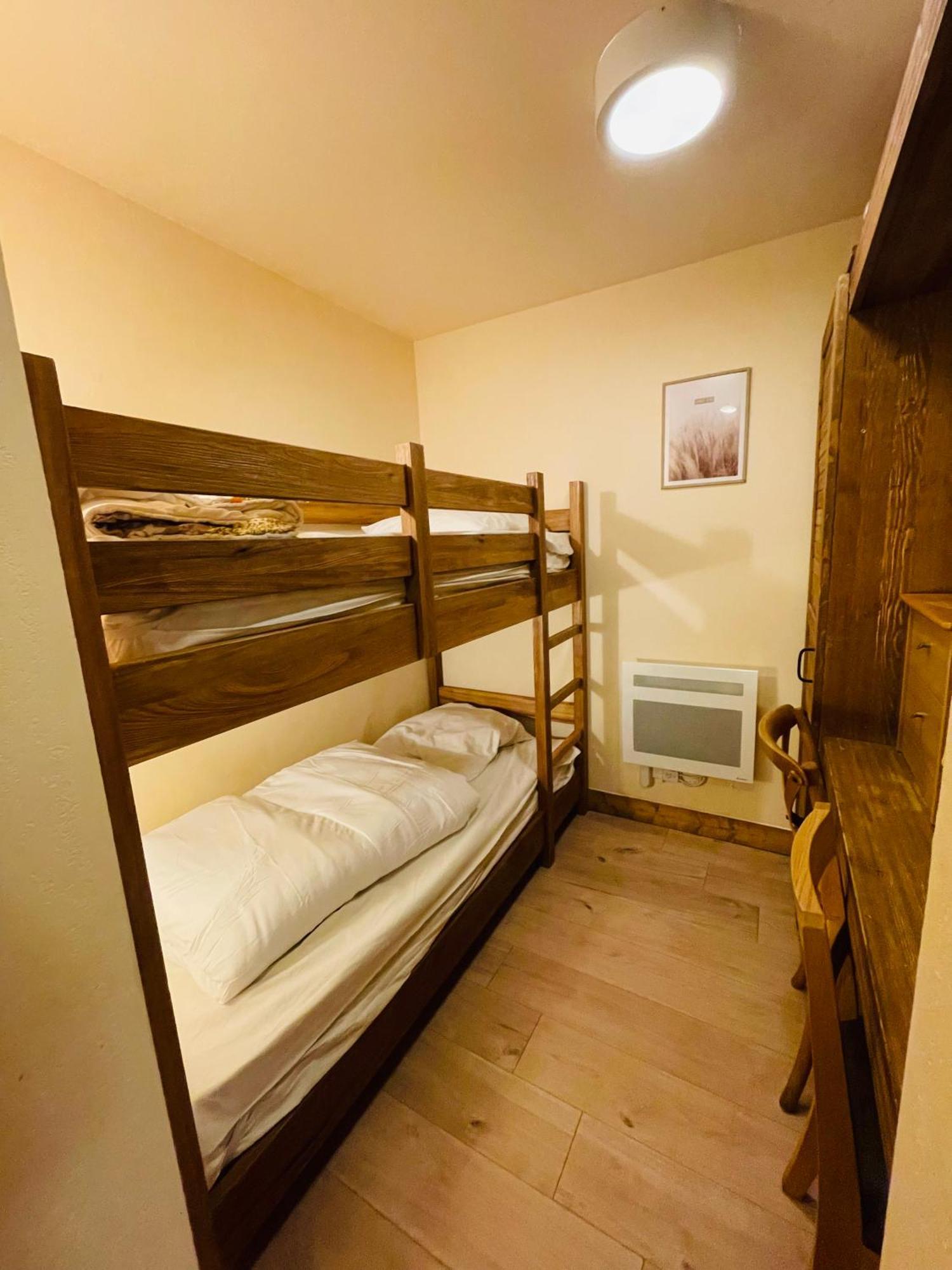 Appartements Avec Piscine Interieure Sauna Parking Etage 1 Au Centre Du Village Dans Residence Cami Real Saint-Lary-Soulan Zewnętrze zdjęcie